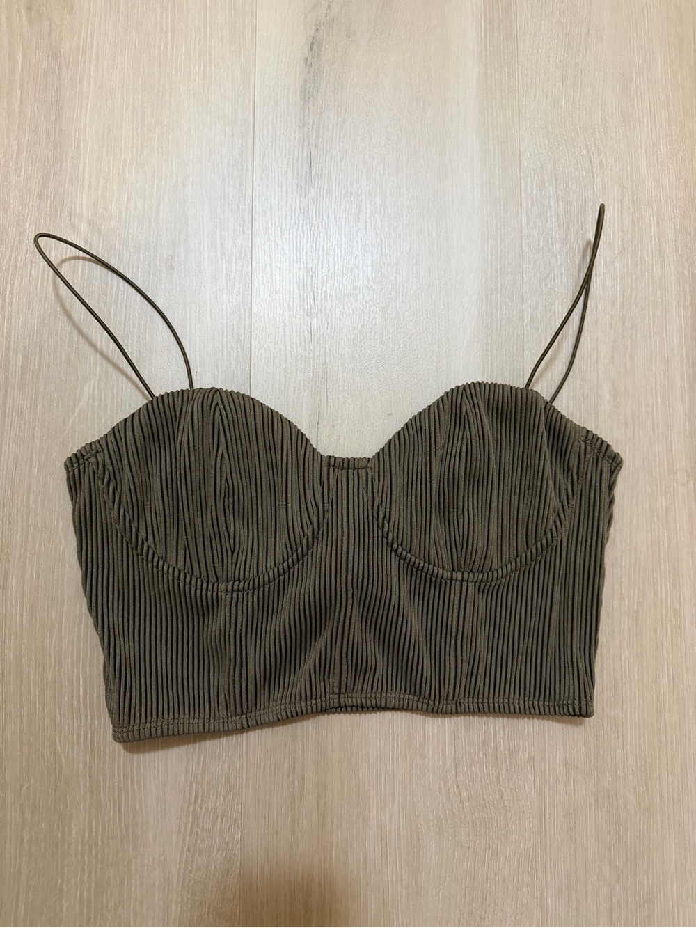 Pretty Little Thing - Ribbed Crop Top